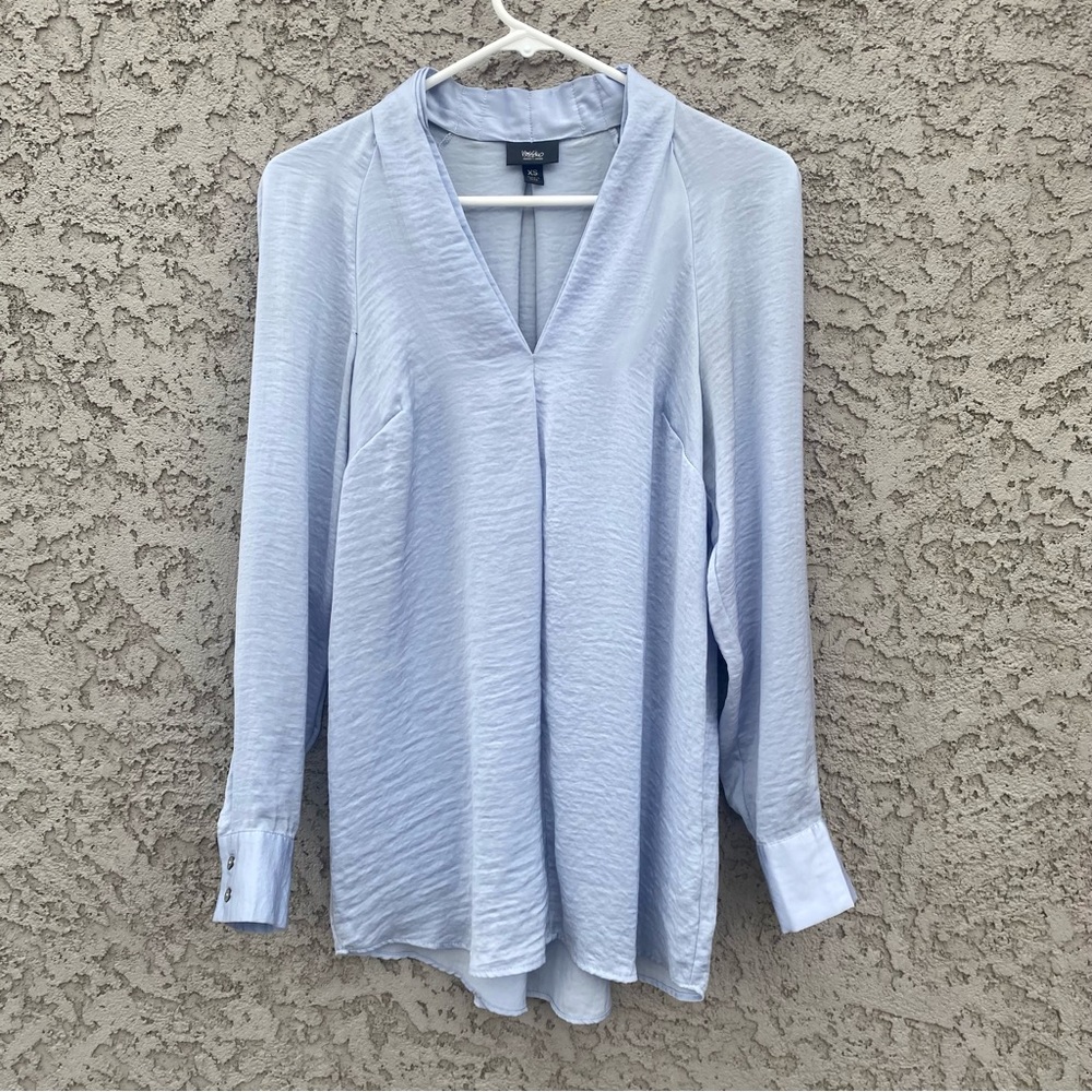 MOSSIMO V Neck Blouse